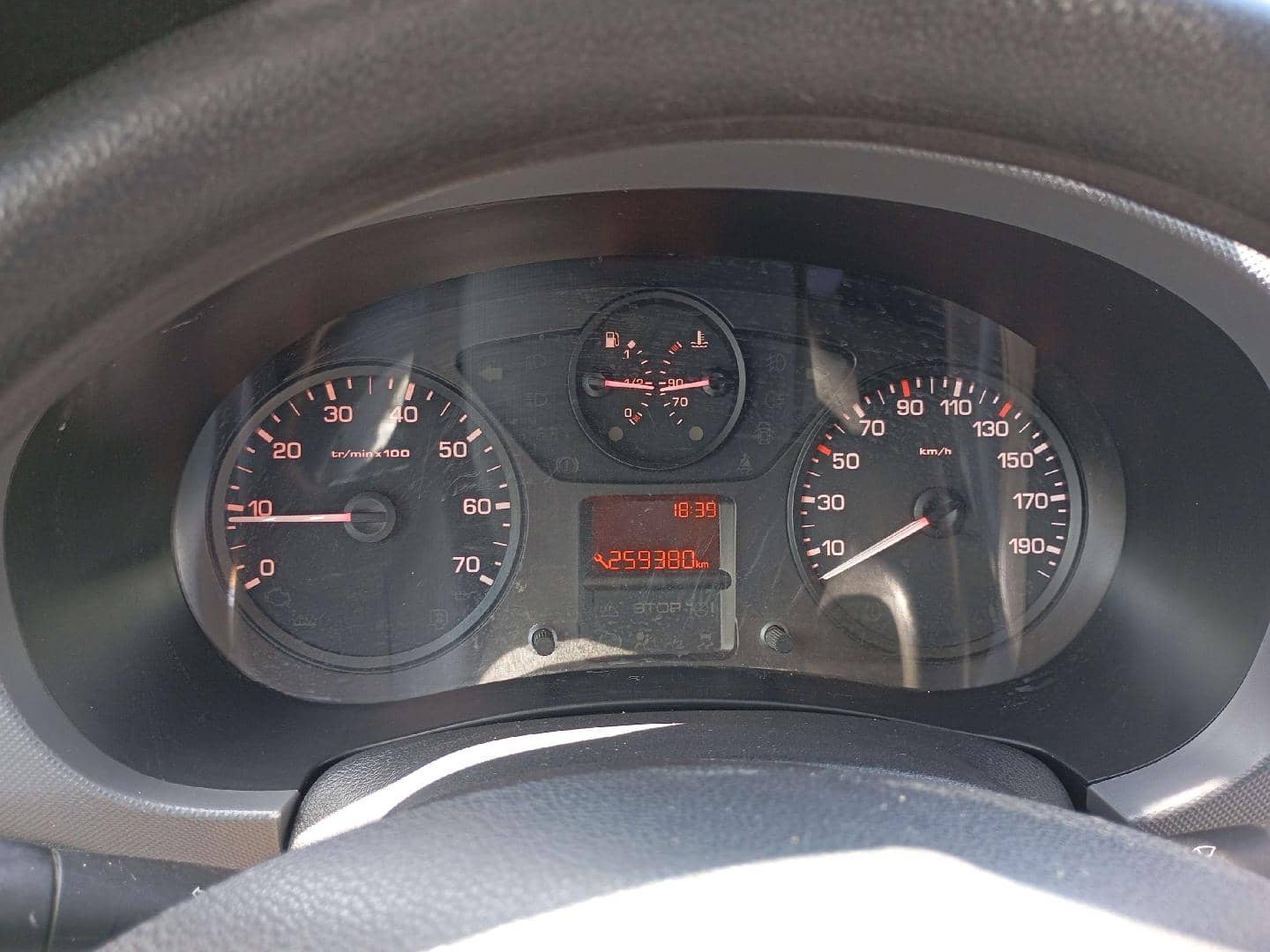 Peugeot Partner,  259 380 км, 2017 года в лизинг