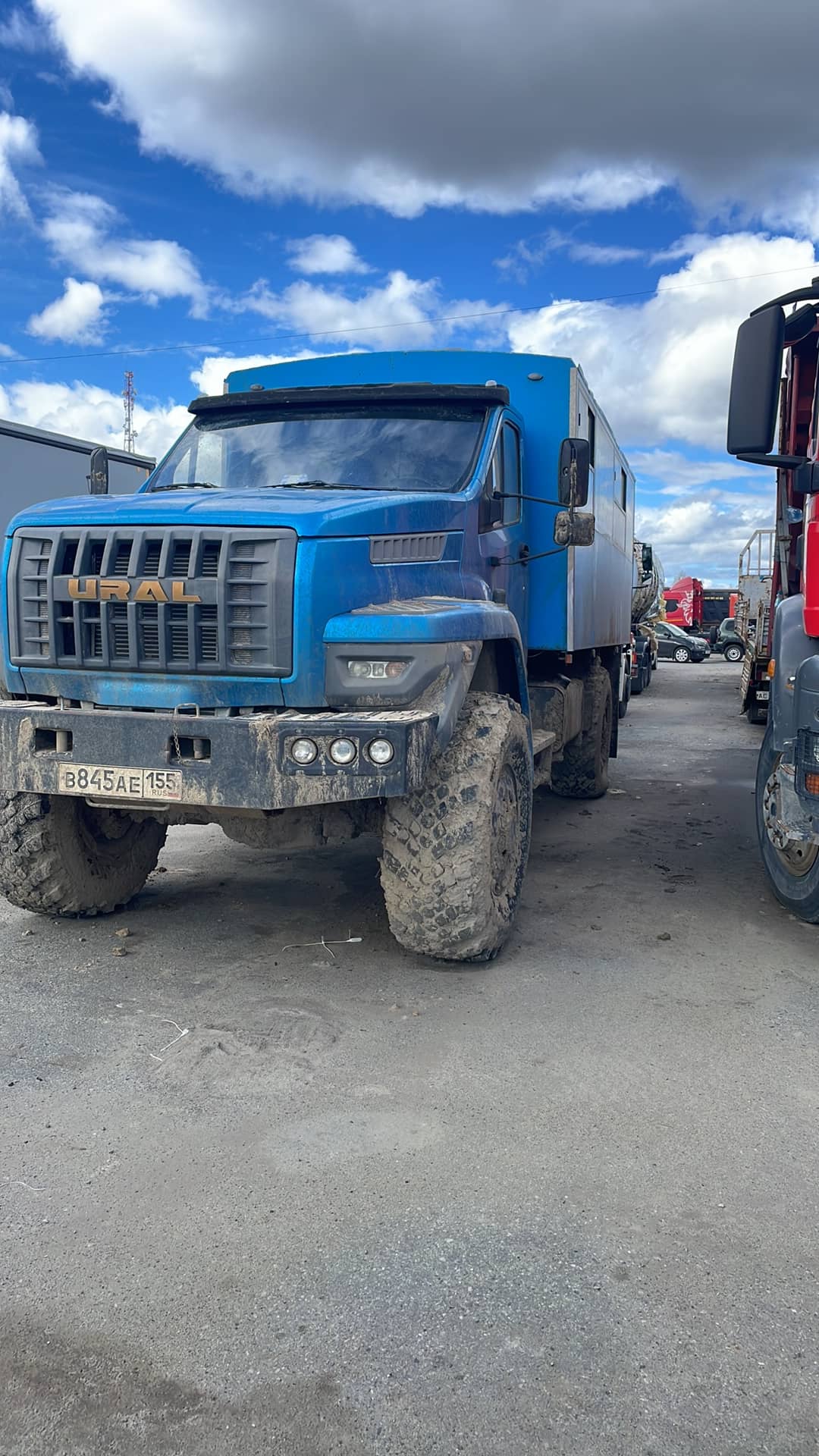 УРАЛ 32552-71 4x4,  260 000 км, 2017 года в лизинг