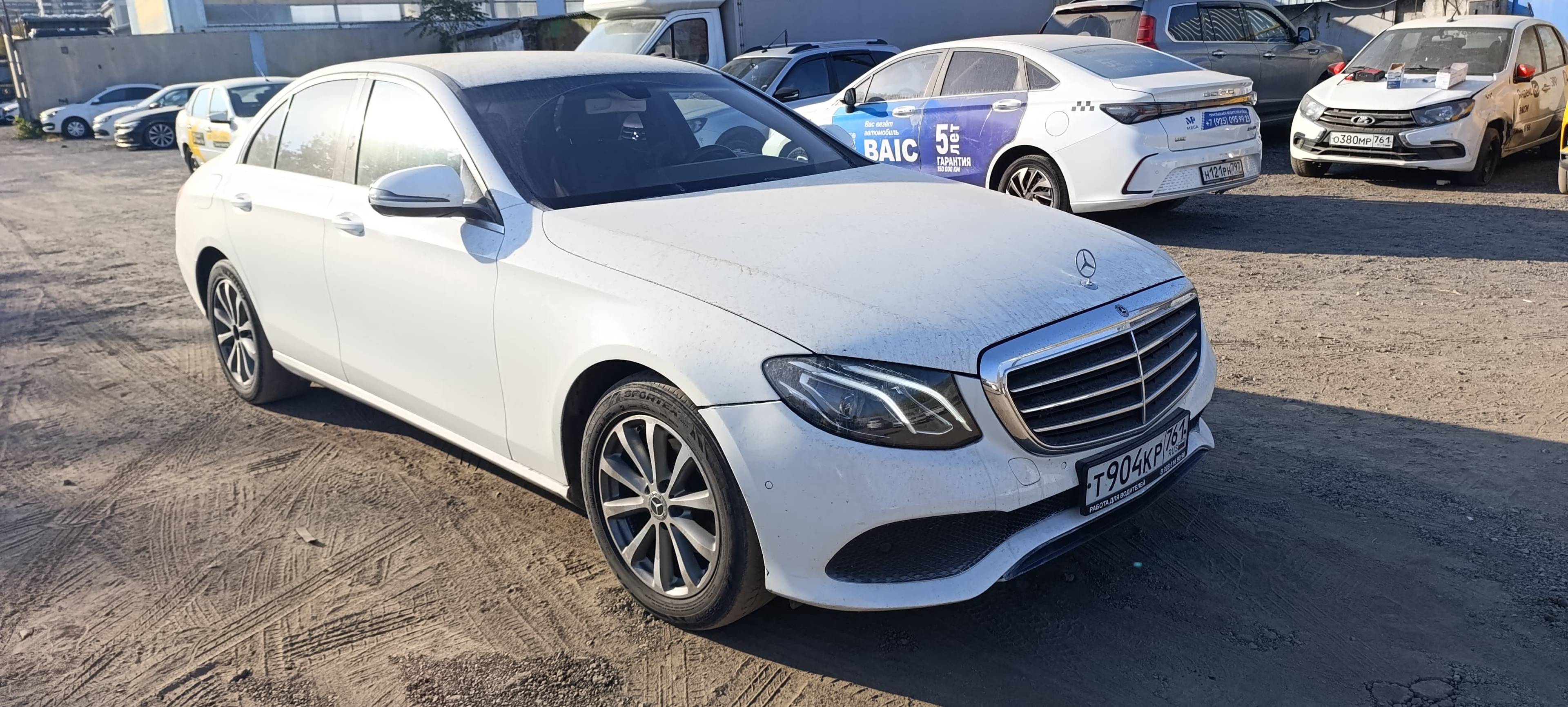 Mercedes-Benz E седан