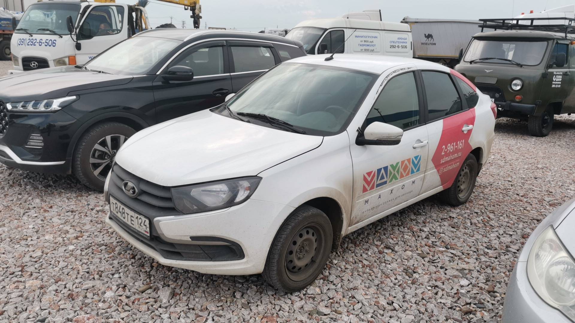 Lada Granta лифтбек,  28 915 км, 2023 года в лизинг