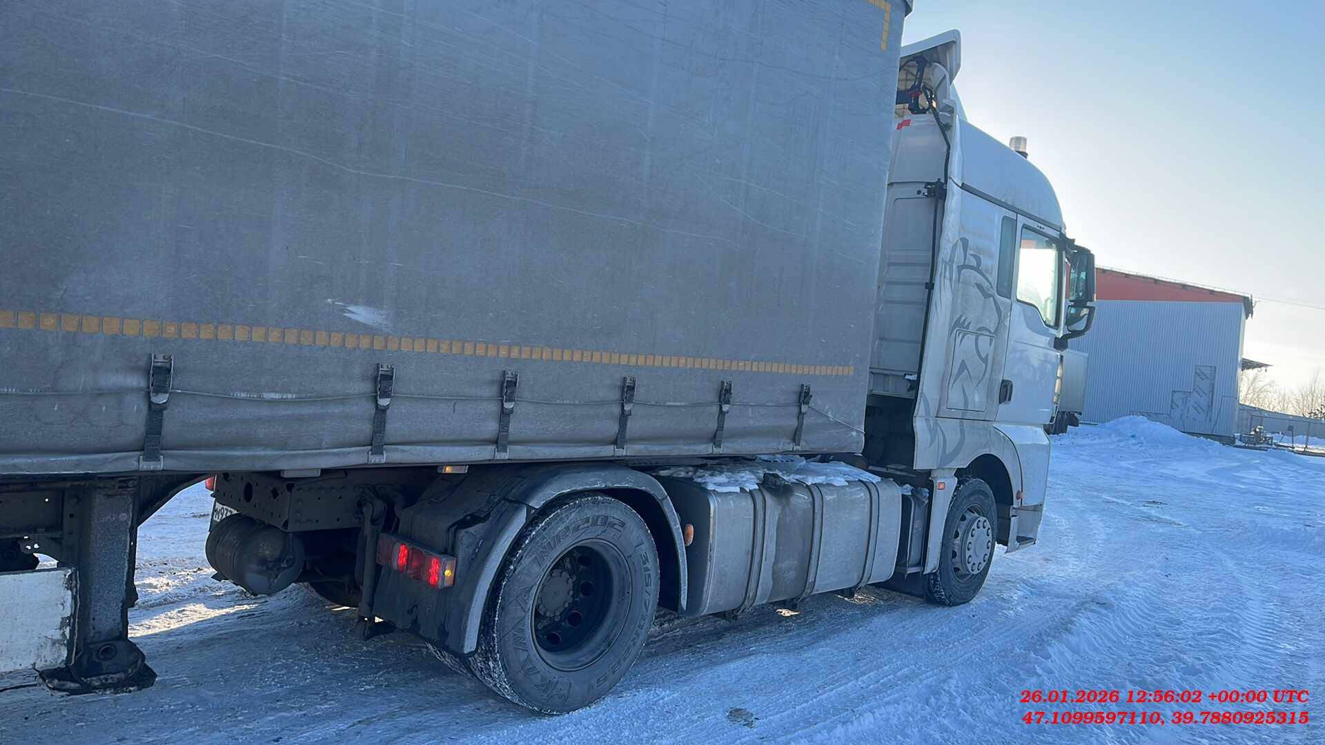 Sitrak C7H 4x2 ZZ4186V361HE,  241 376 км, 2023 года в лизинг