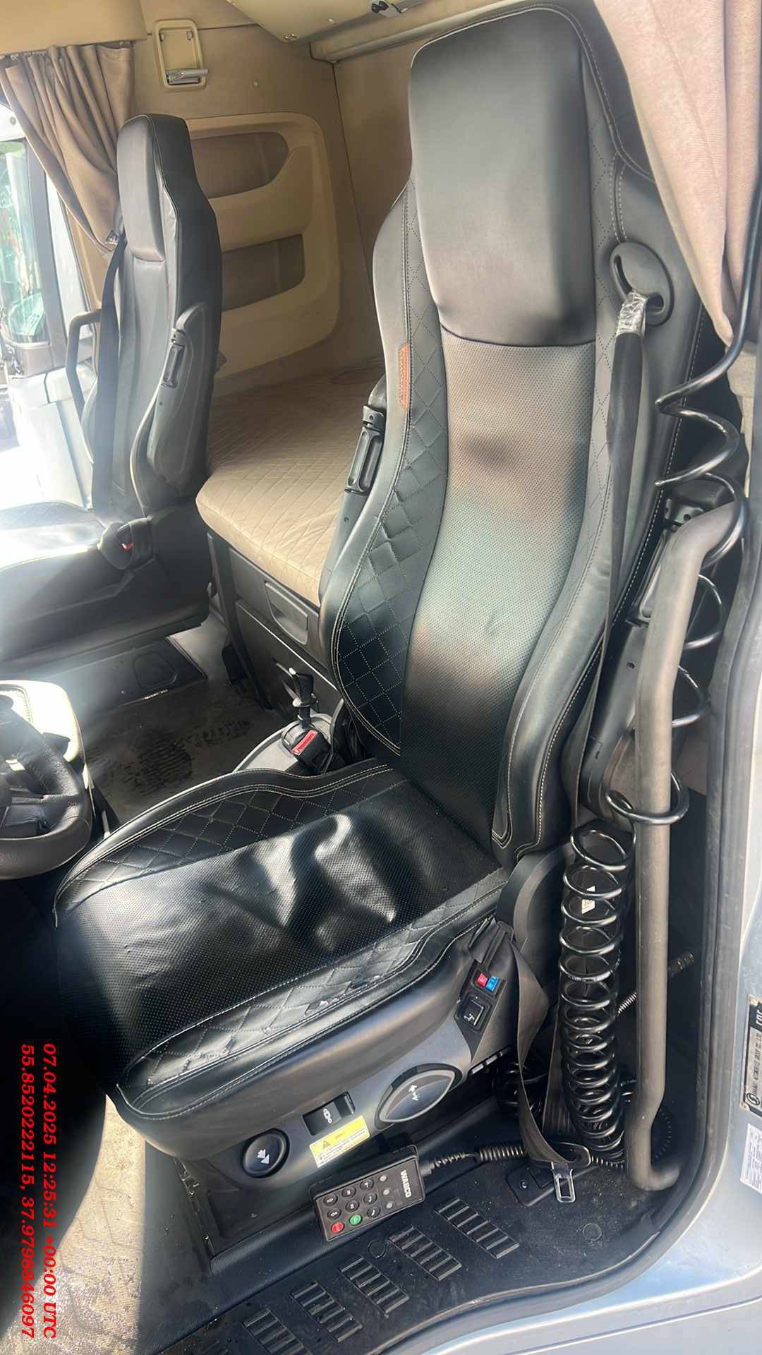 Shacman SX4188YY381,  633 491 км, 2023 года в лизинг