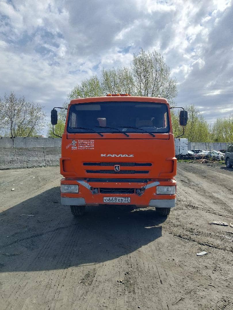 КАМАЗ 45143-012,  175 967 км, 2017 года в лизинг