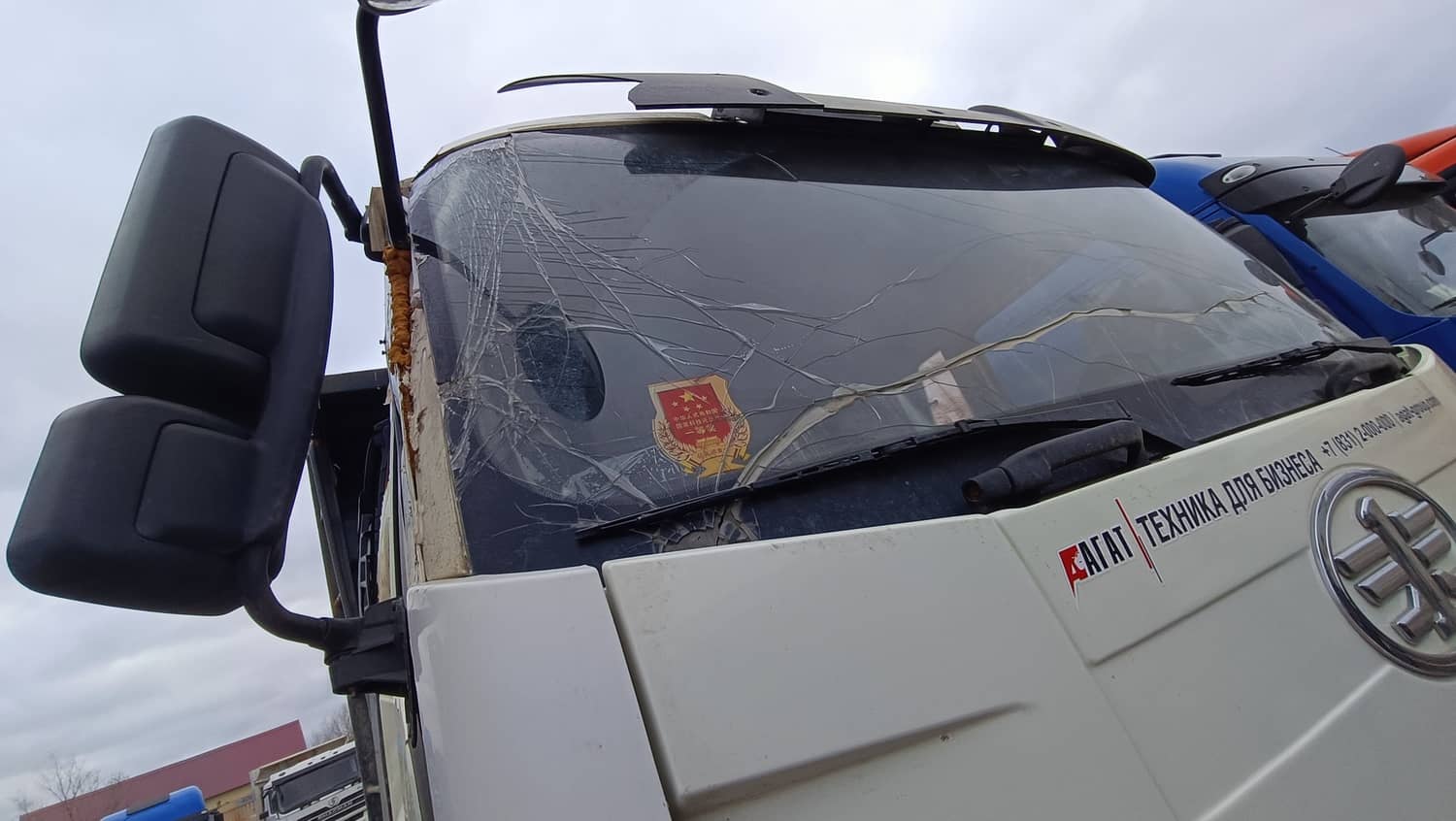 FAW CA3250P66K24L1TE5 6x6,  100 509 км, 2022 года в лизинг