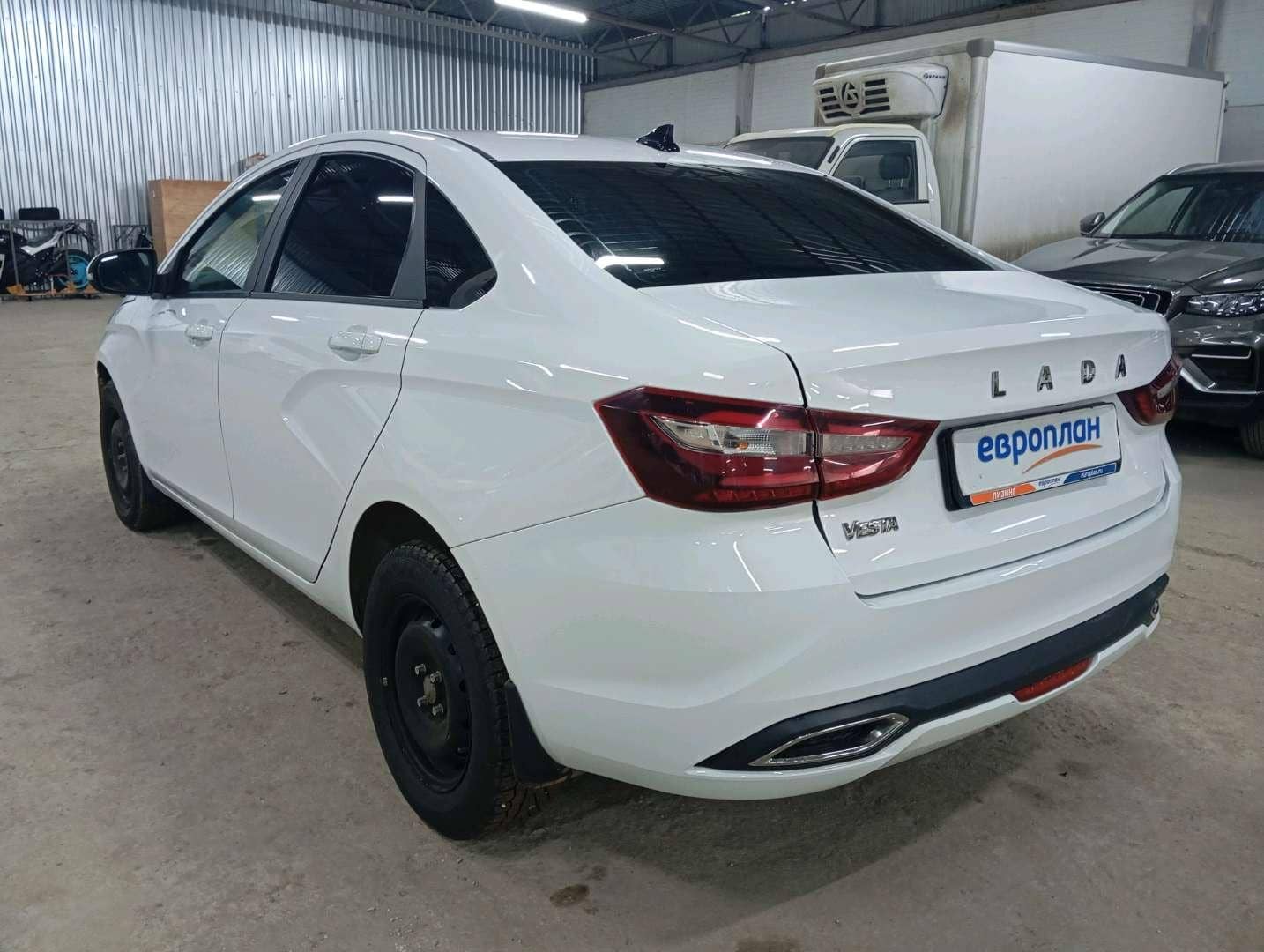 Lada Vesta седан,  82 776 км, 2023 года в лизинг
