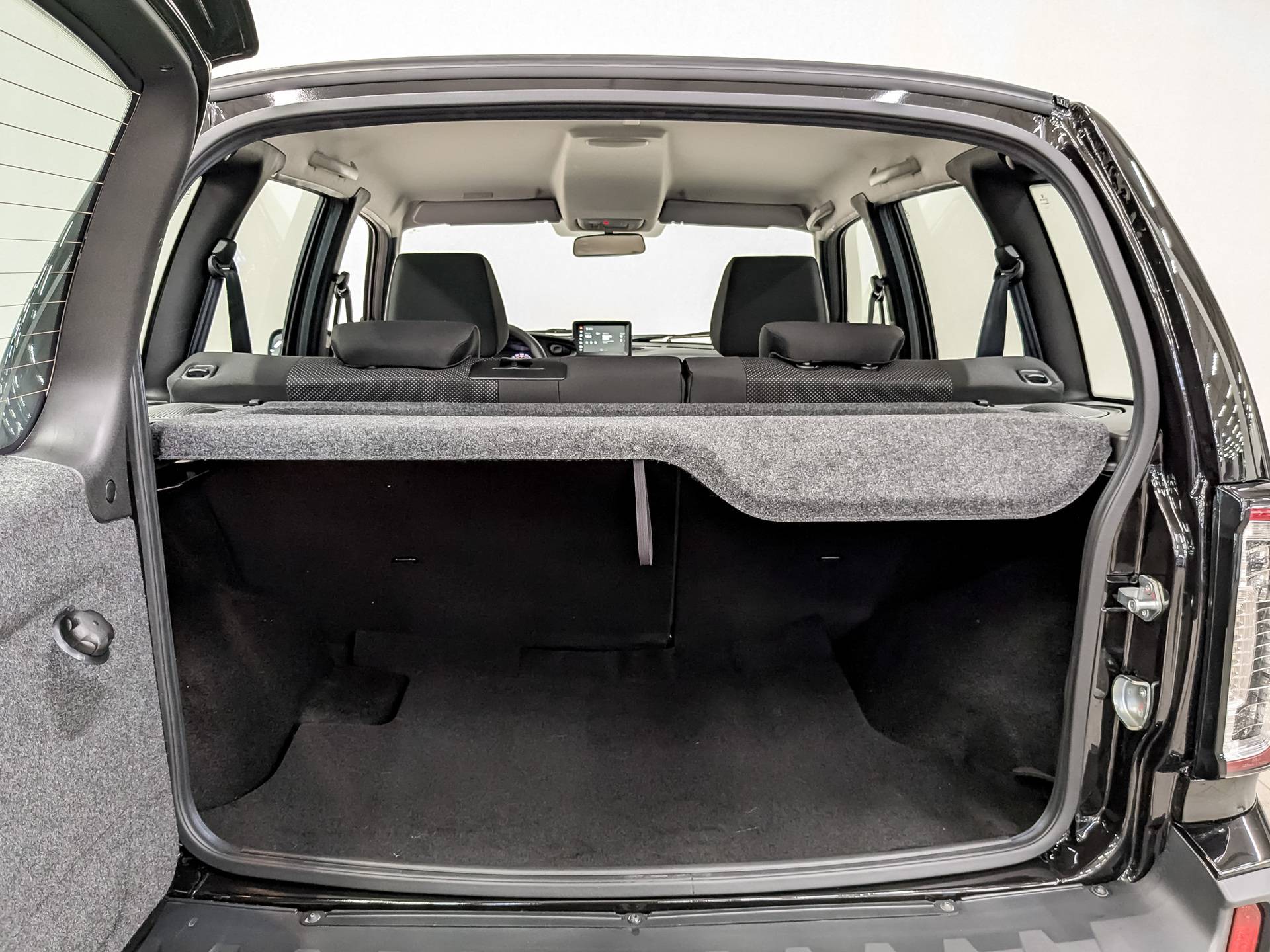 Lada Niva Travel Comfort 24 MMS 1.7 80hp 5MT