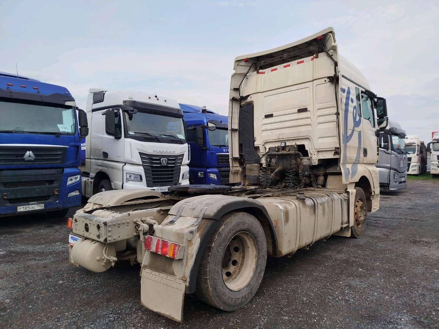 Sitrak C7H 4x2 ZZ4186V361HE,  760 662 км, 2023 года в лизинг