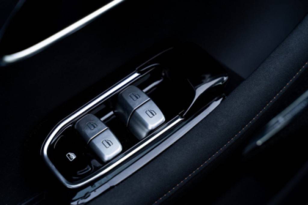 EXEED TXL Prestige 1.6 TGDI DCT7 AWD