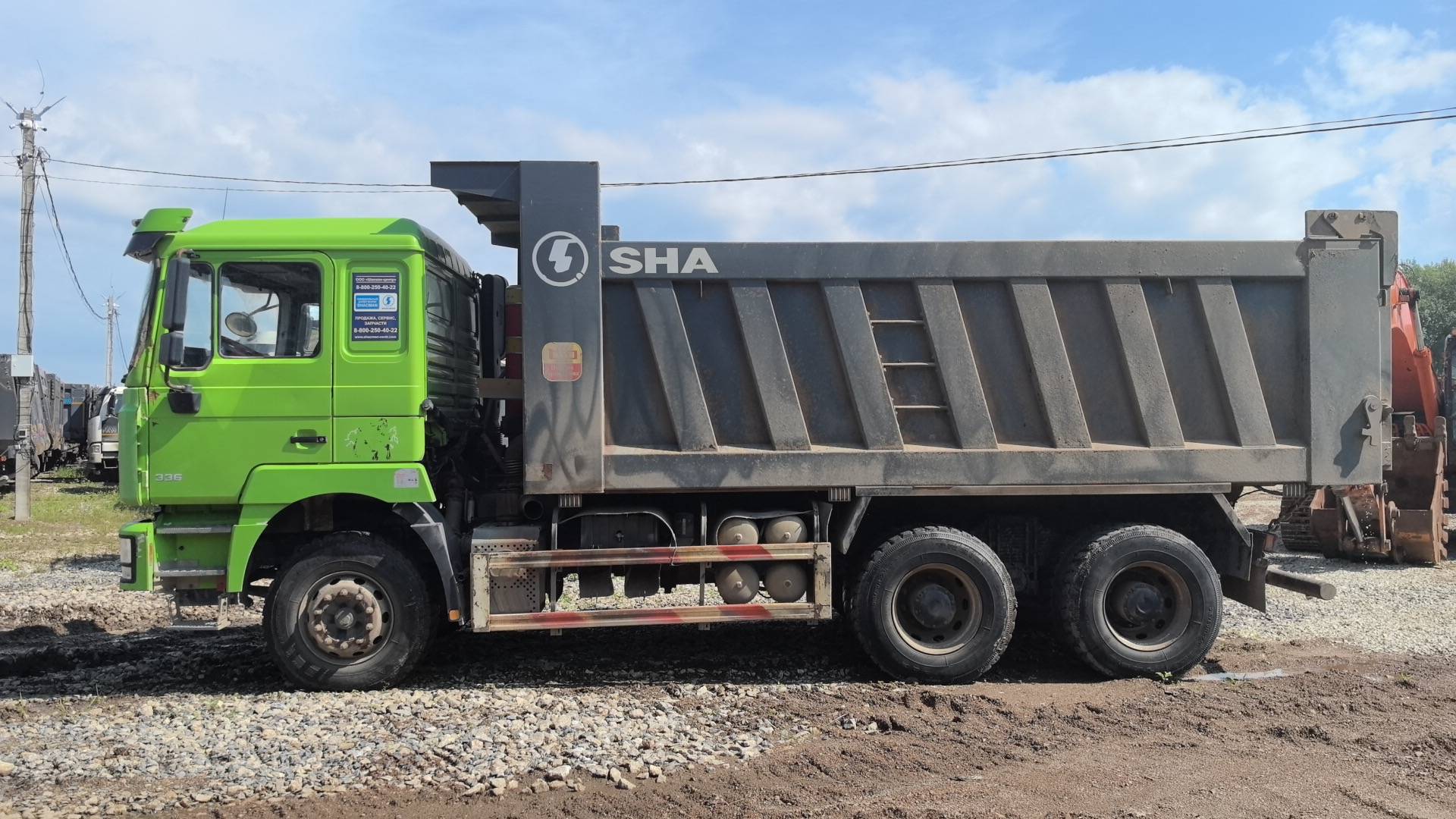 Shacman SX3258DR384,  201 873 км, 2022 года в лизинг