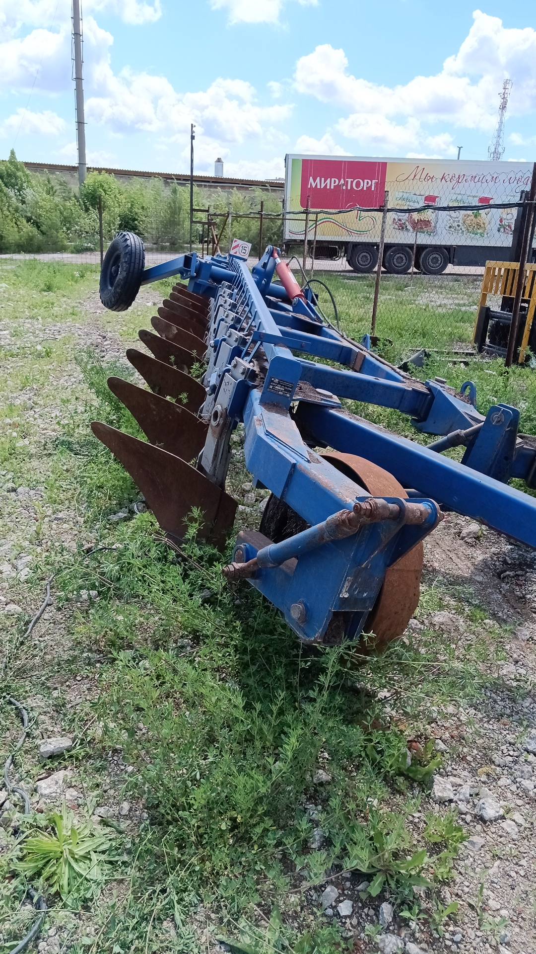 Светлоградагромаш ПП-(9+2)Х35 полунавесной плуг, 2022 года в лизинг