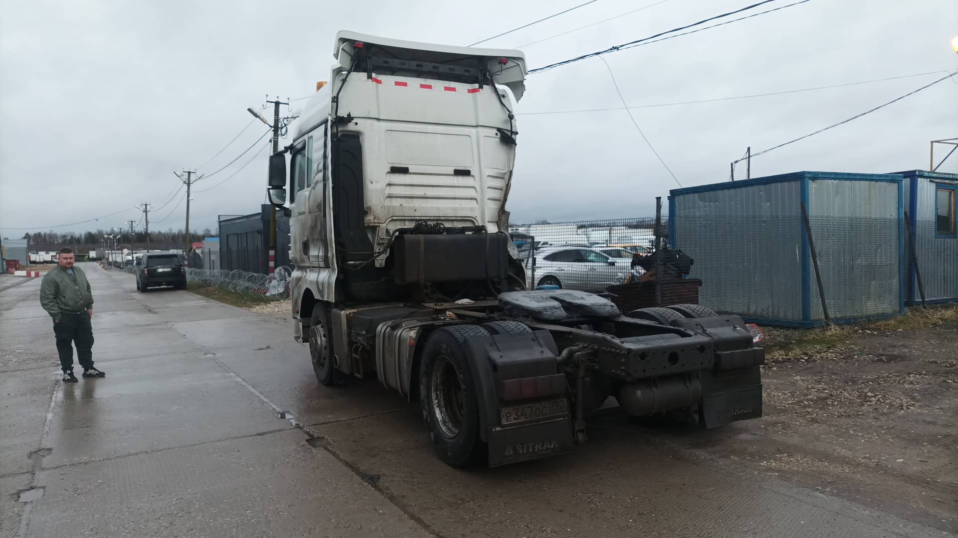 Sitrak C7H 4x2 ZZ4186V361HE,  357 714 км, 2023 года в лизинг