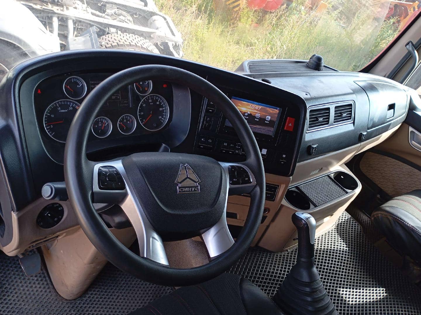 HOWO ZZ3256V384GE 6x4,  155 778 км, 2023 года в лизинг