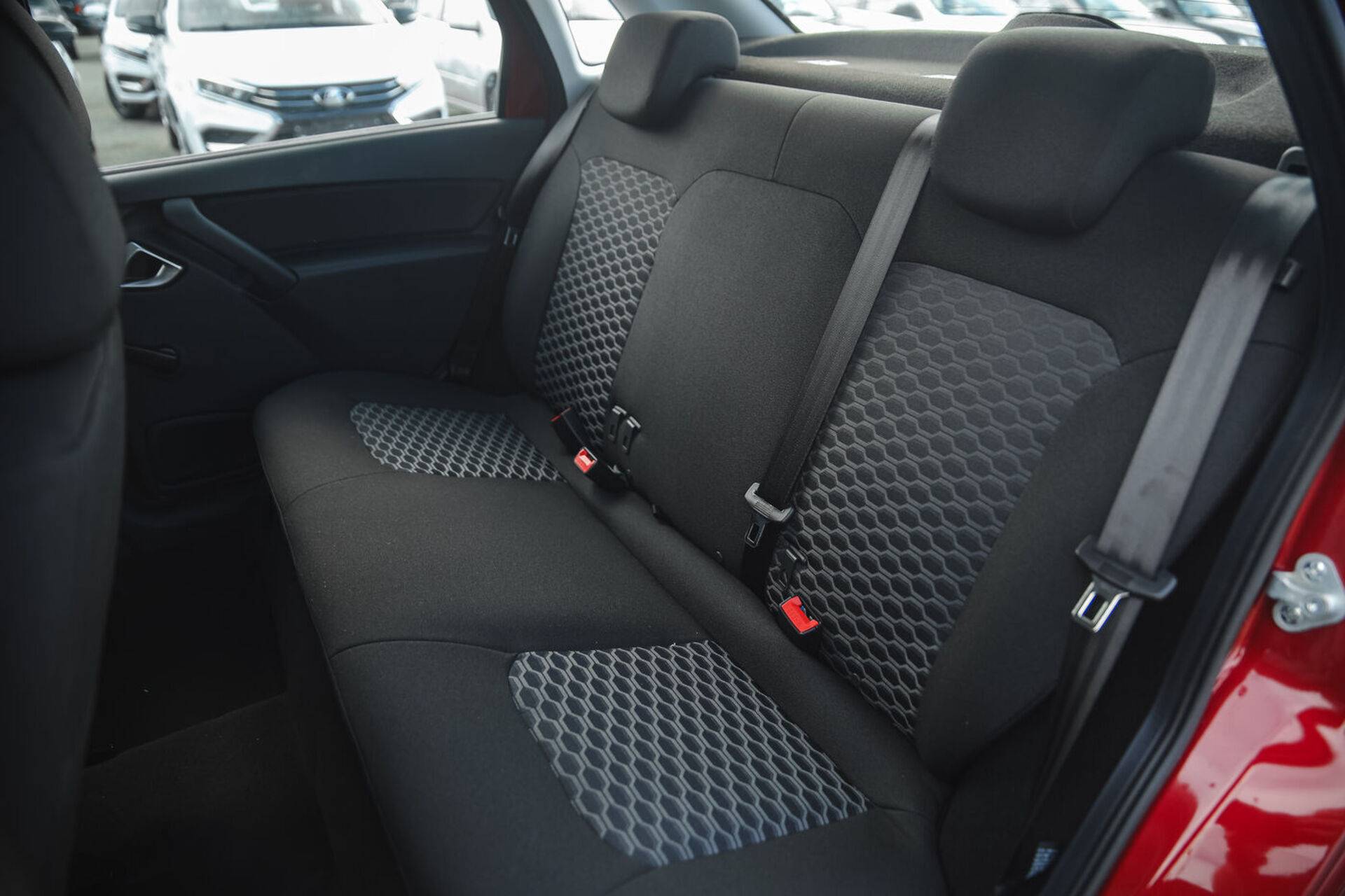 Lada Granta седан Comfort 1.6 90hp 5MT