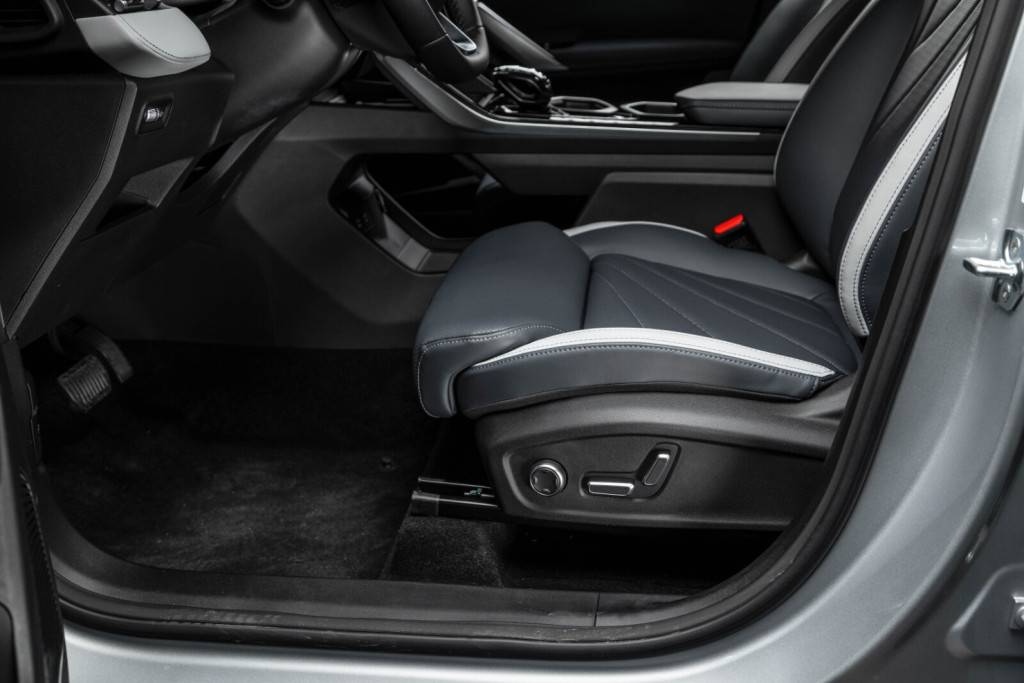 Geely Atlas Флагман 2.0Т АТ полный привод