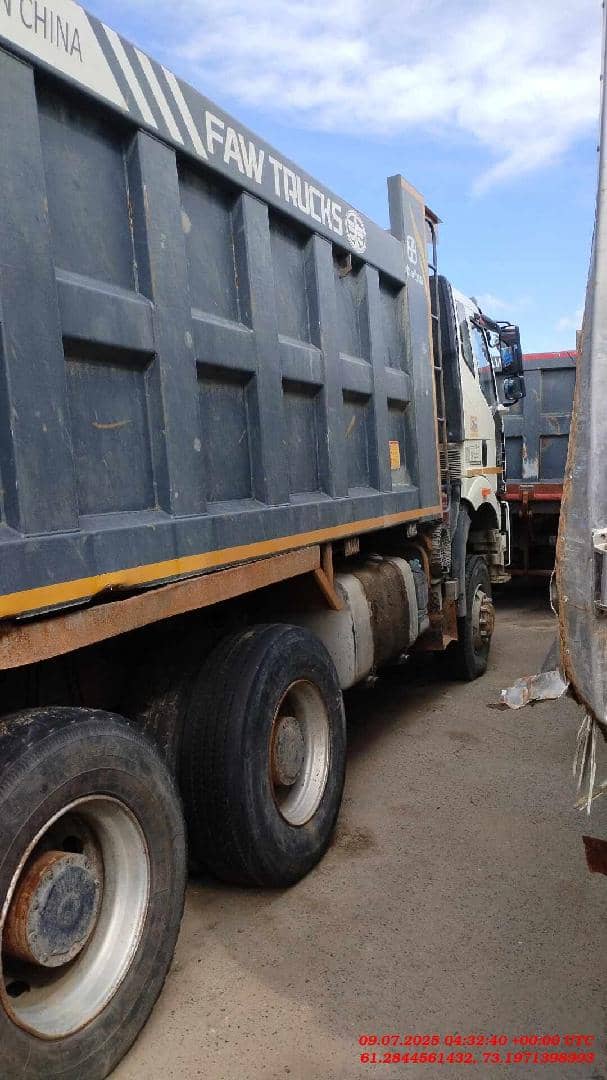 FAW CA3250P66K24L1TE5 6x6,  100 000 км, 2023 года