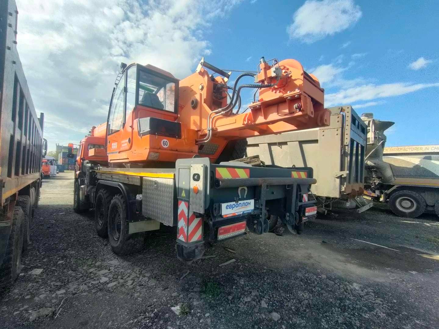 Камышинский Крановый Завод КС-55729-5K-31 KAMAZ-43118 (6х6) г/п 32т. стрела 31м. ,  30 153 км, 2024 года в лизинг