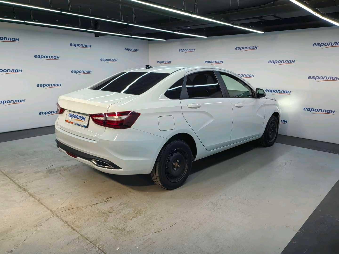 Lada Vesta седан,  45 921 км, 2024 года в лизинг