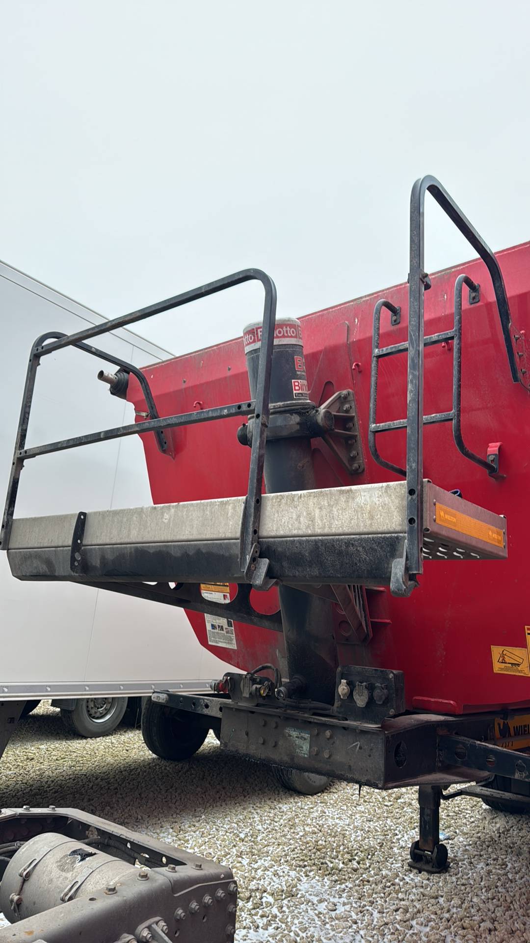 Wielton Самосвальный NW 3 S 33 KO M4 “Konisch”, 2023 года в лизинг