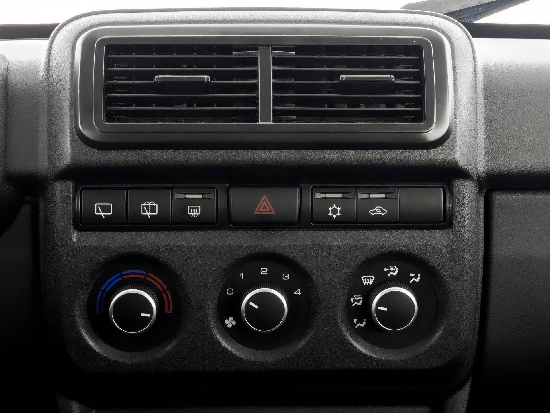 Lada Niva Legend Bronto Luxe 1.7 5MT