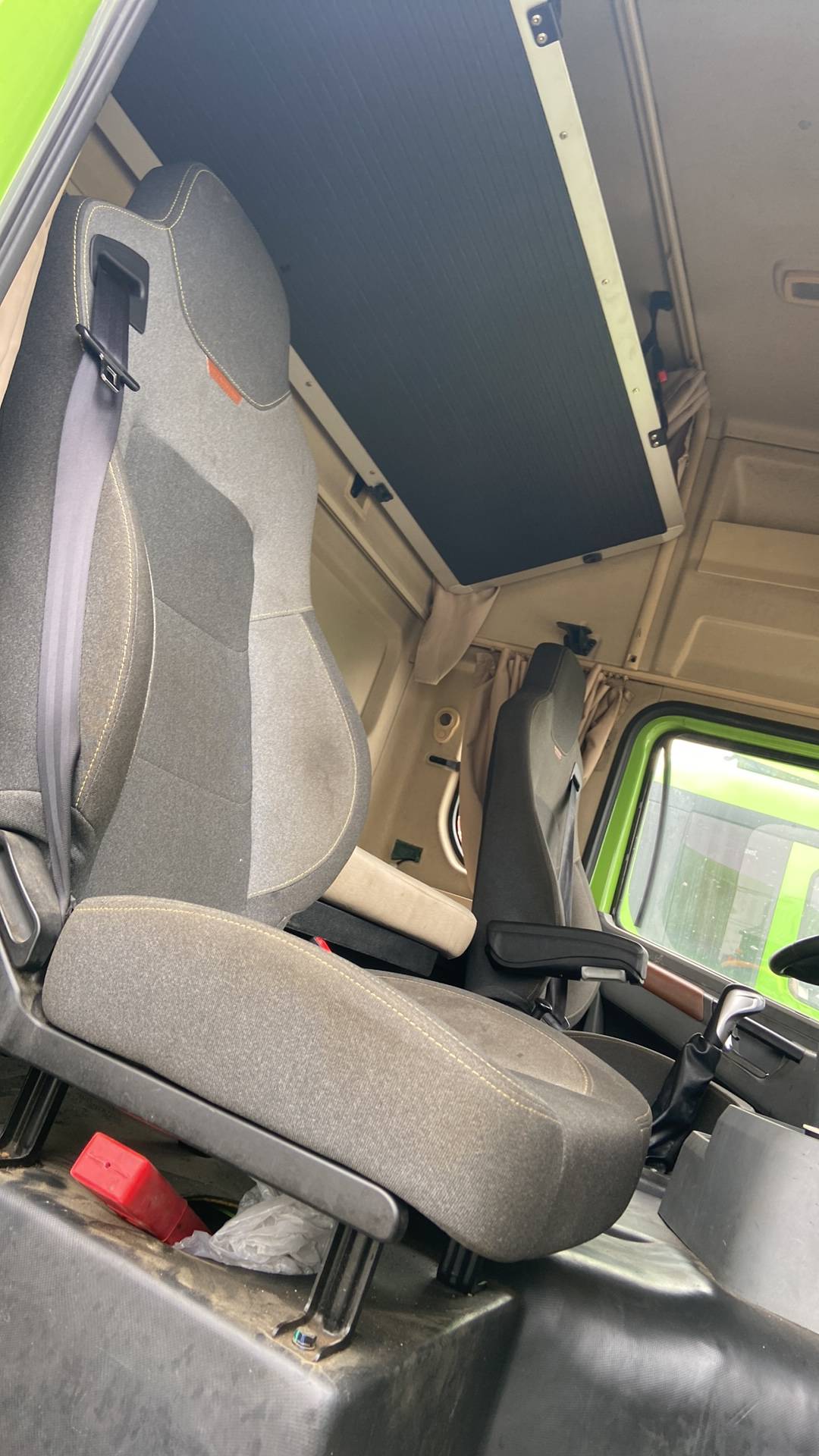 Shacman SX42584V324,  158 272 км, 2023 года в лизинг