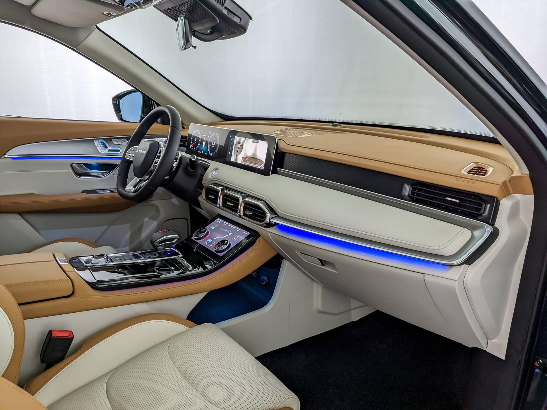 Jetour X70 Plus 1.6TGDI-7DCT Luxury