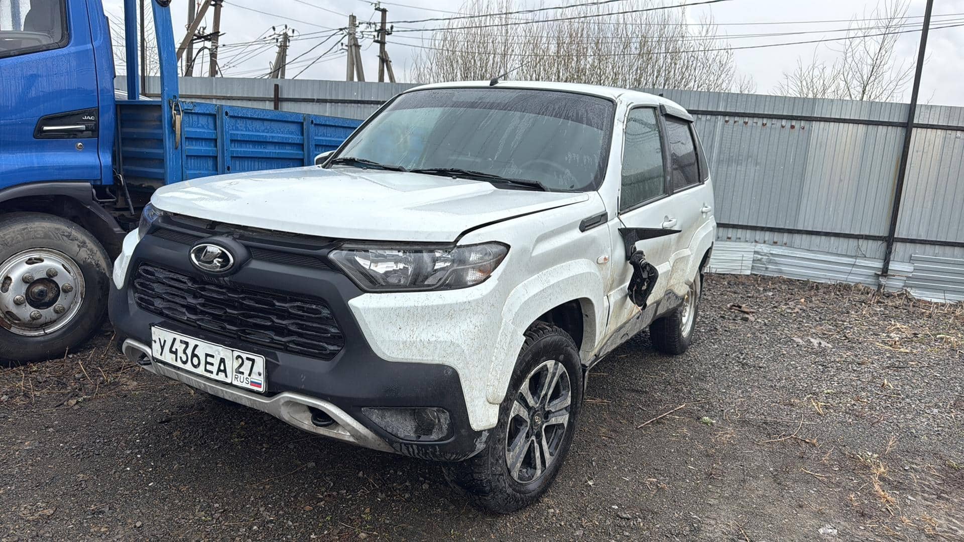 Lada Niva Travel