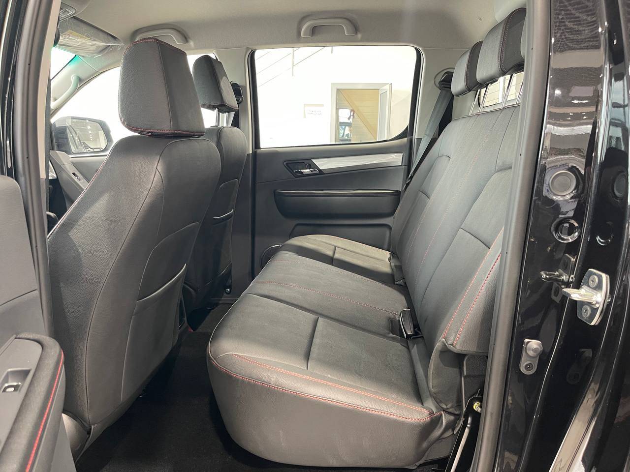 JAC T8 Full Extra 2.0T 6MT 4WD