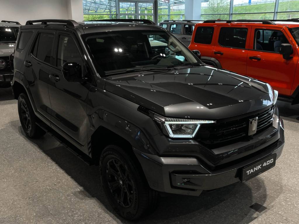 Tank 400 2.0T AT 4WD Premium