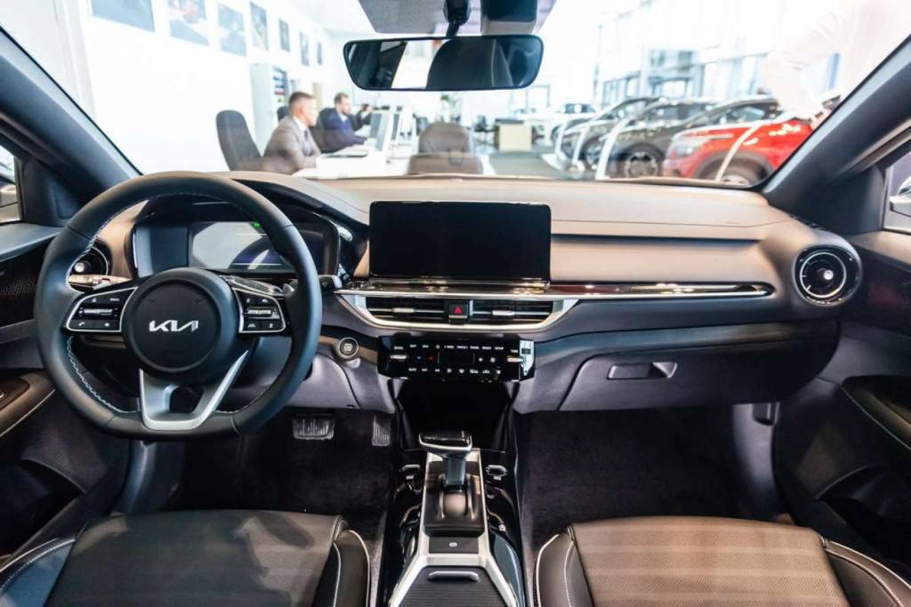 KIA K3 Deluxe Edition 1.5 CVT  