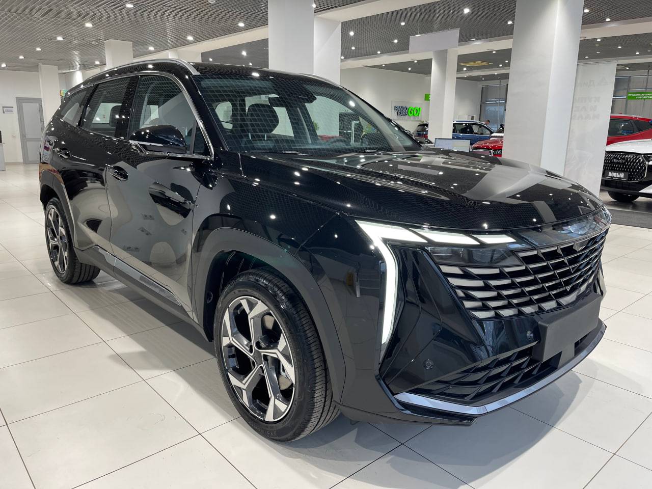 Geely Atlas Флагман 2.0Т АТ полный привод