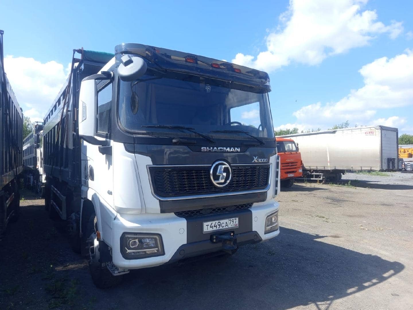 Shacman SX33186V366,  42 801 км, 2024 года