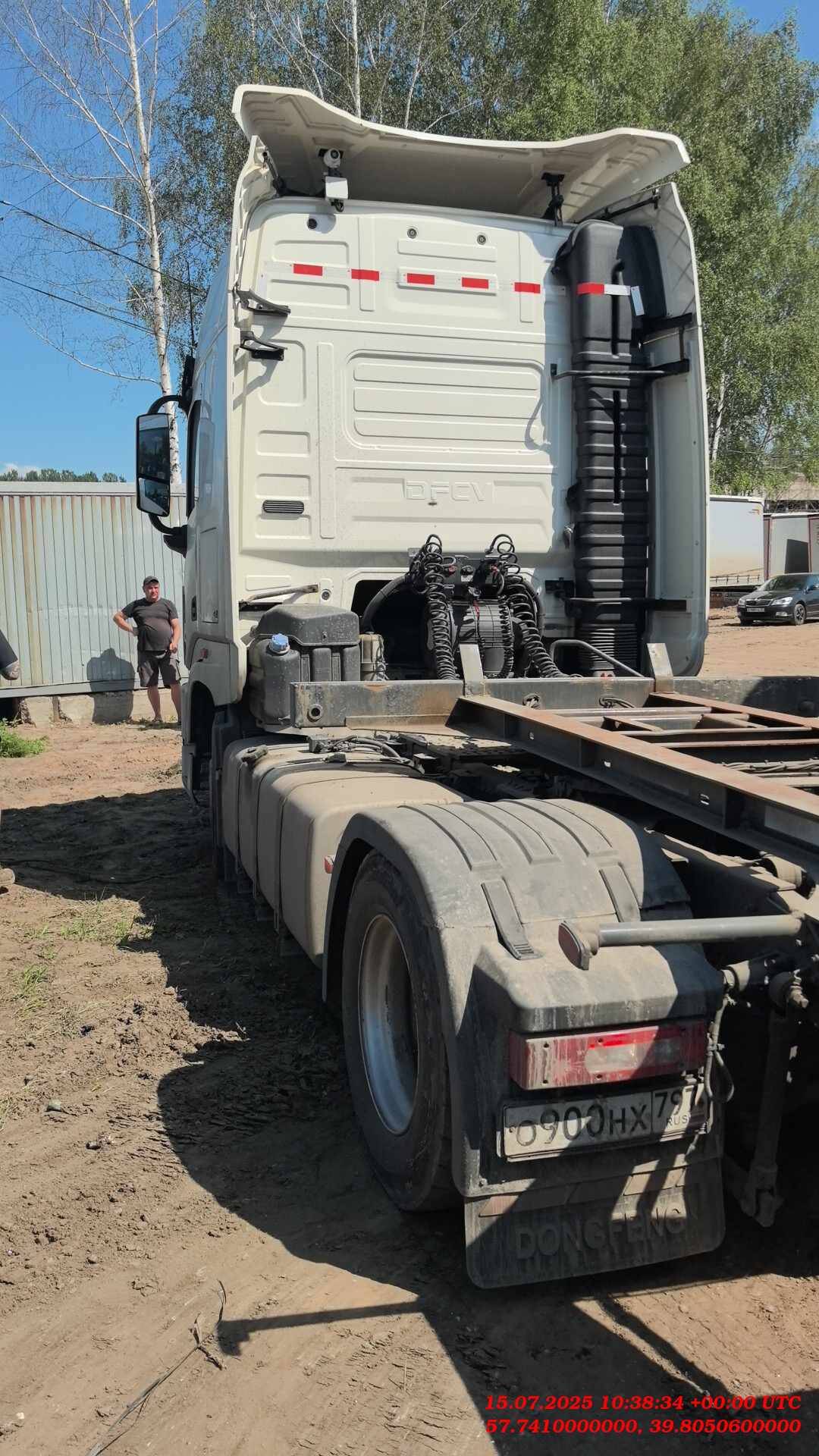 DongFeng DFH4180C2 4x2,  216 053 км, 2023 года в лизинг