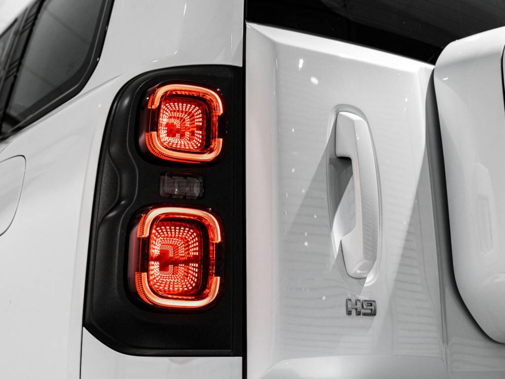 Haval H9 Premium 2.0T 8AT 4WD