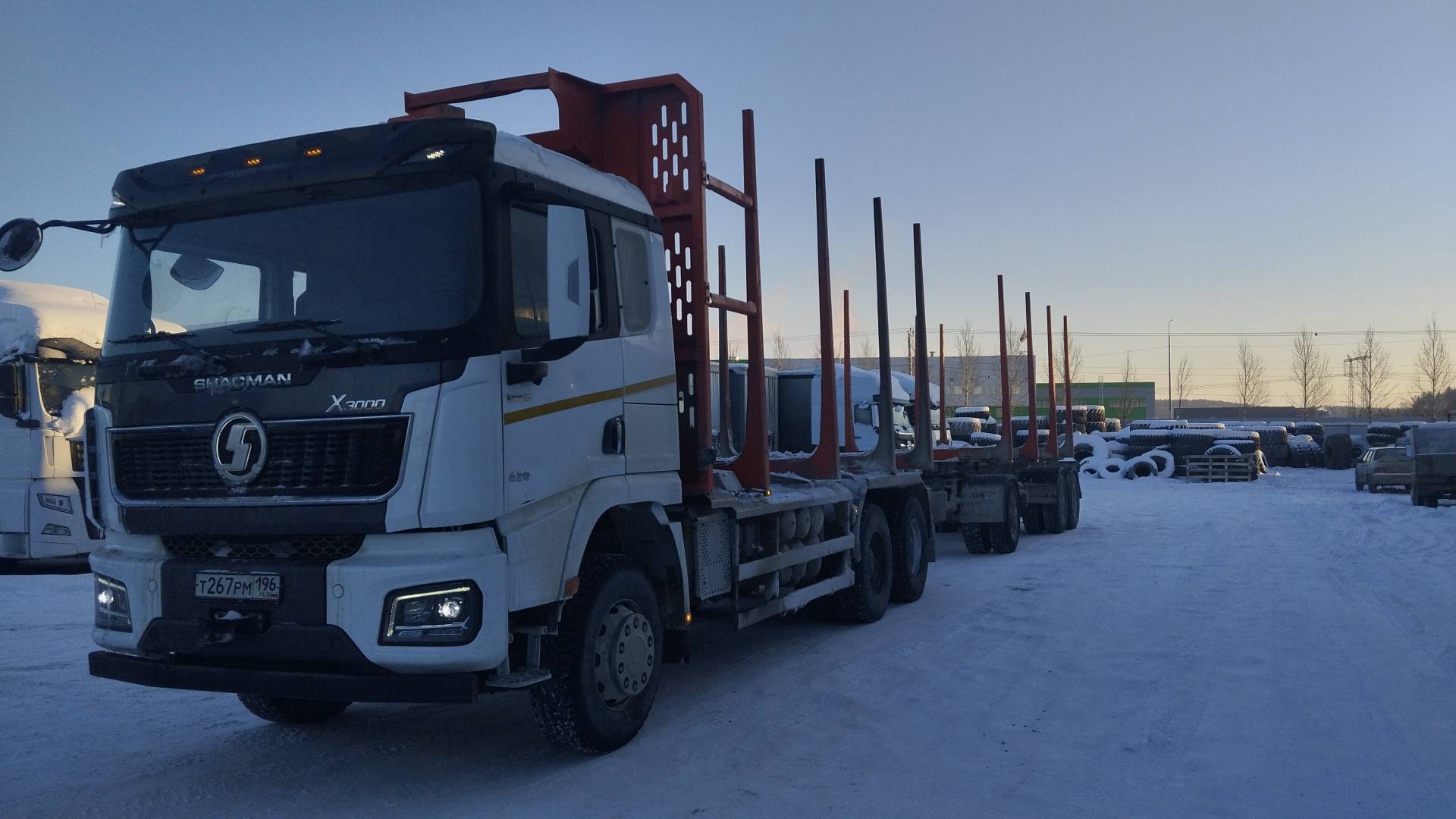 Shacman SX32586V384,  17 704 км, 2024 года в лизинг