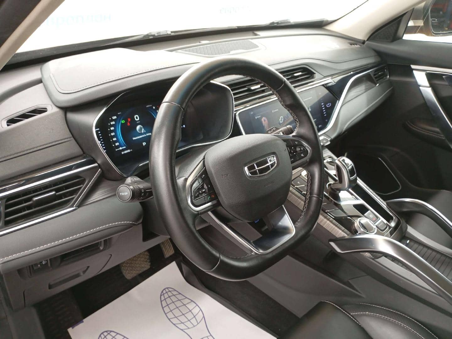 Geely Atlas Pro,  216 505 км, 2023 года в лизинг