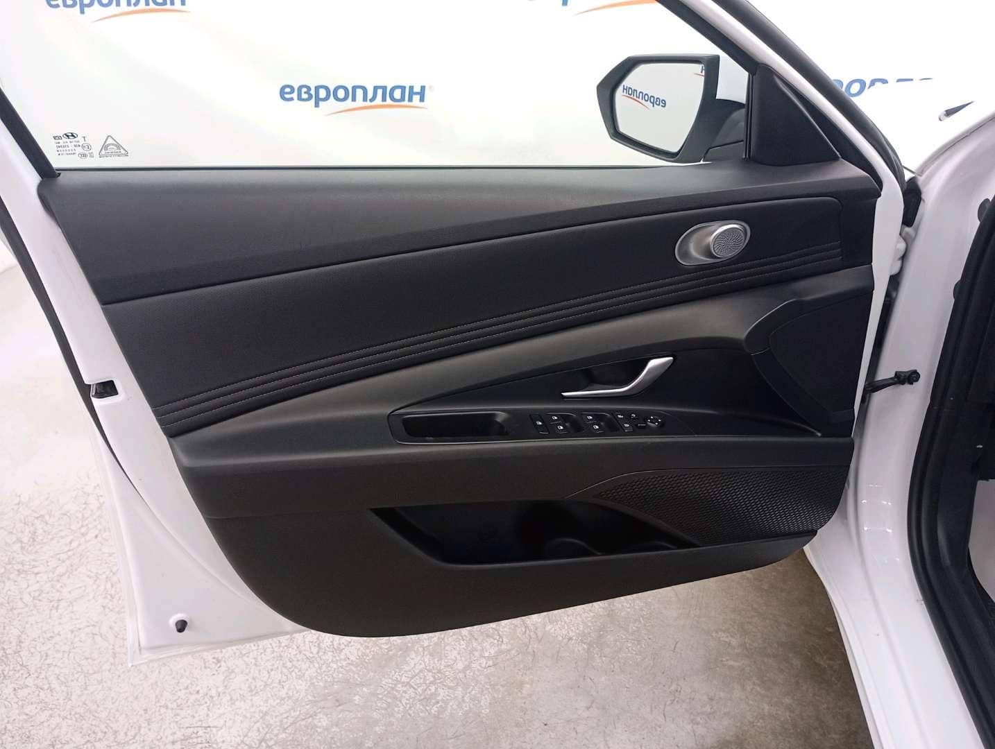 Hyundai Elantra,  80 686 км, 2022 года в лизинг