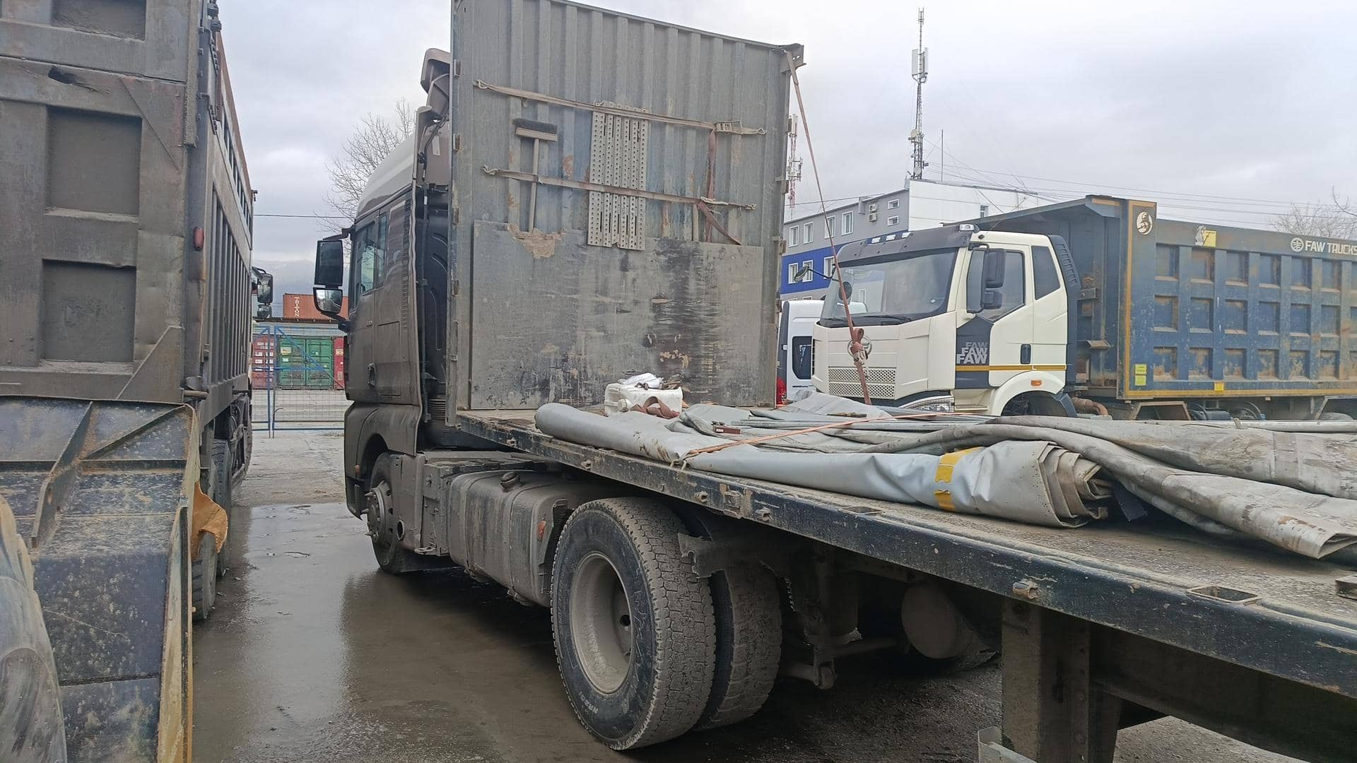 Sitrak C7H 4x2 ZZ4186V361HE,  420 000 км, 2022 года в лизинг