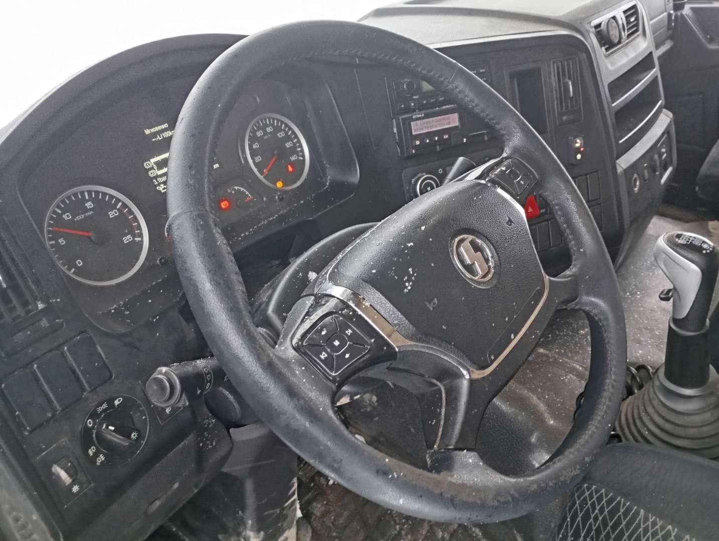 Shacman SX33186T366C,  315 874 км, 2021 года в лизинг