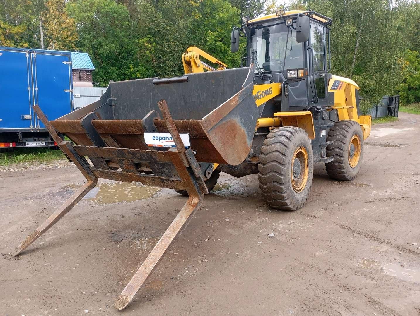 LiuGong CLG835H