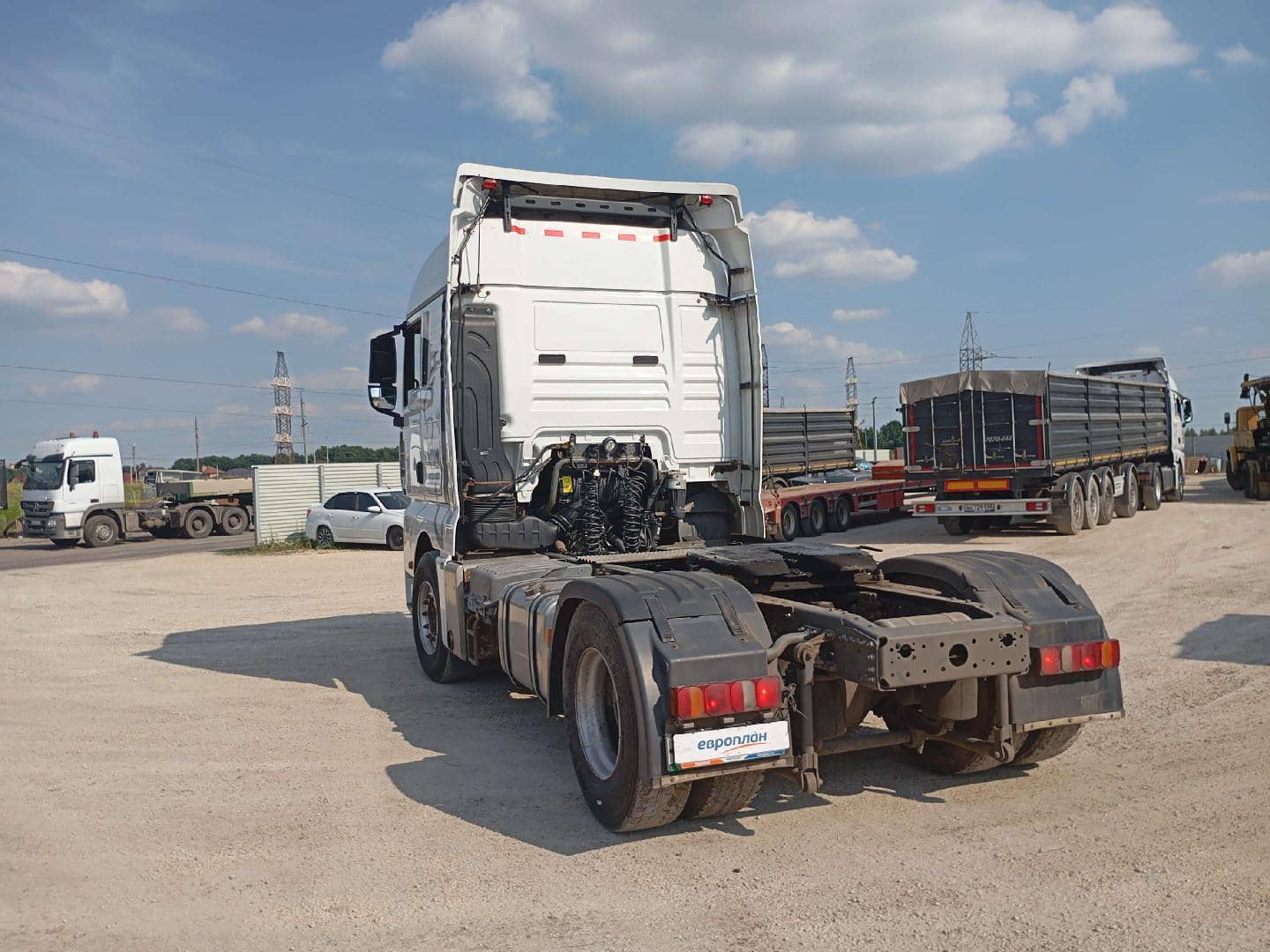 Sitrak ZZ4186V391HE,  231 010 км, 2023 года в лизинг