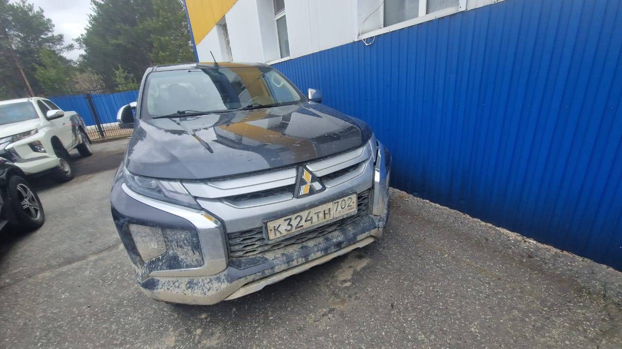 Mitsubishi L200 Лот 000002329