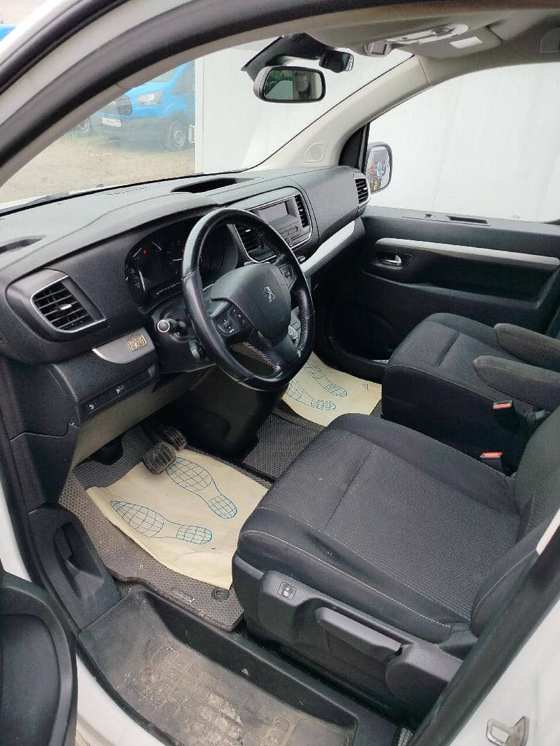 Peugeot Traveller,  343 019 км, 2021 года в лизинг
