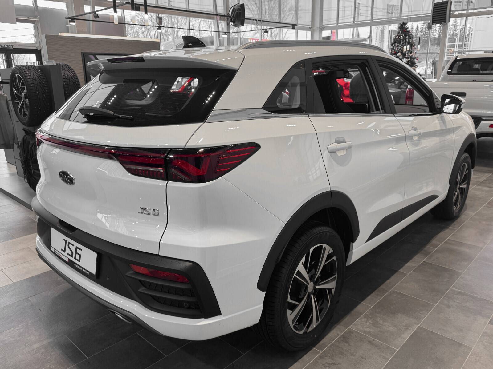 JAC JS6 Flagship