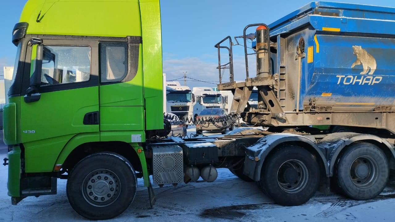 Shacman SX42584W324 Лот 000006627