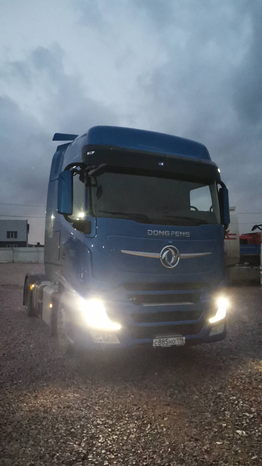 DongFeng GX DFH4180 4x2