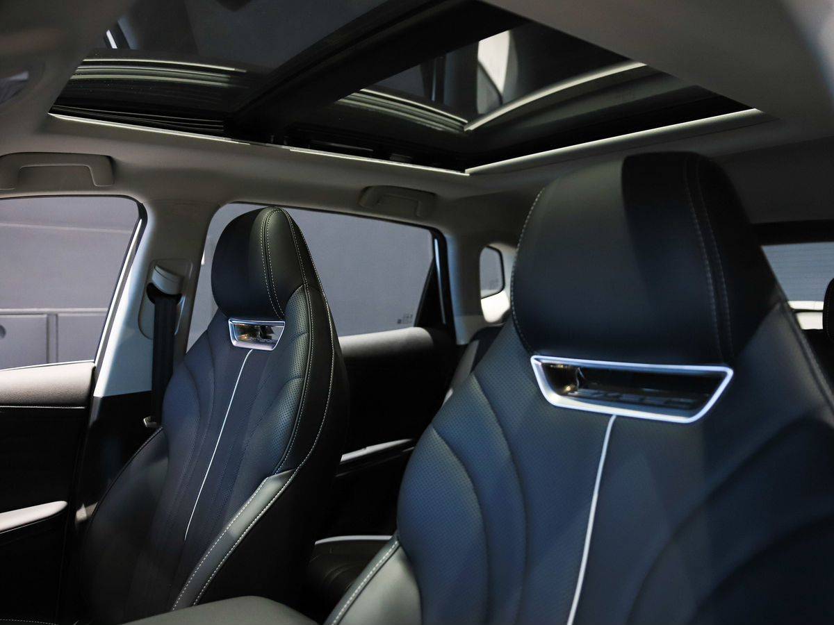 EXEED LX Premium 1.6T 7DCT 4WD