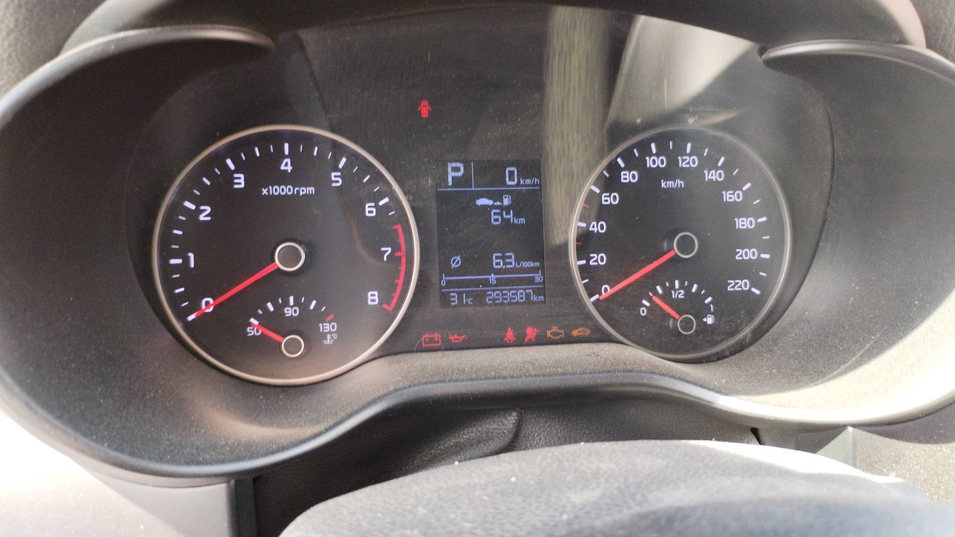 KIA Rio X-Line,  293 587 км, 2019 года в лизинг