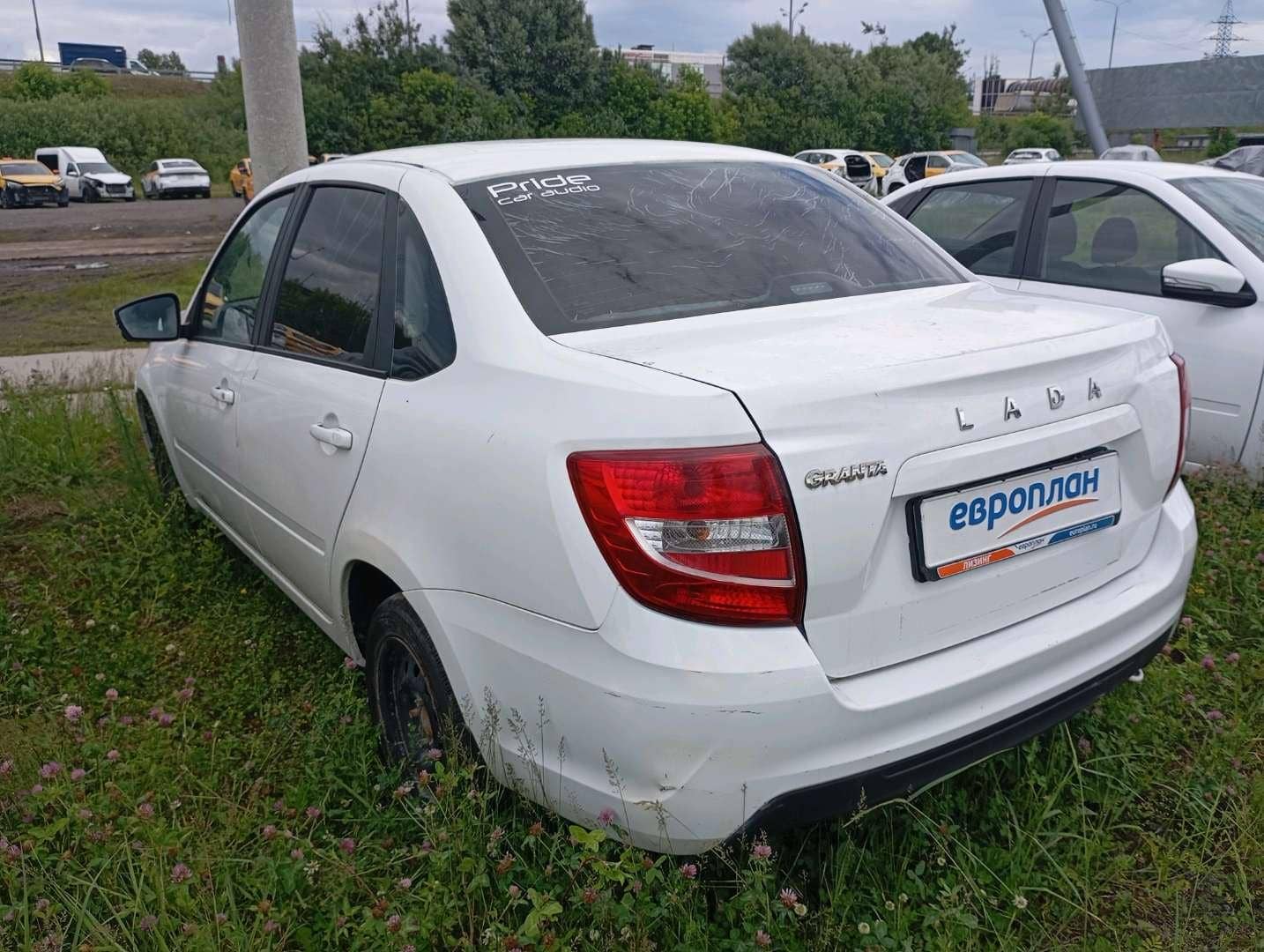 Lada Granta седан,  115 108 км, 2023 года в лизинг