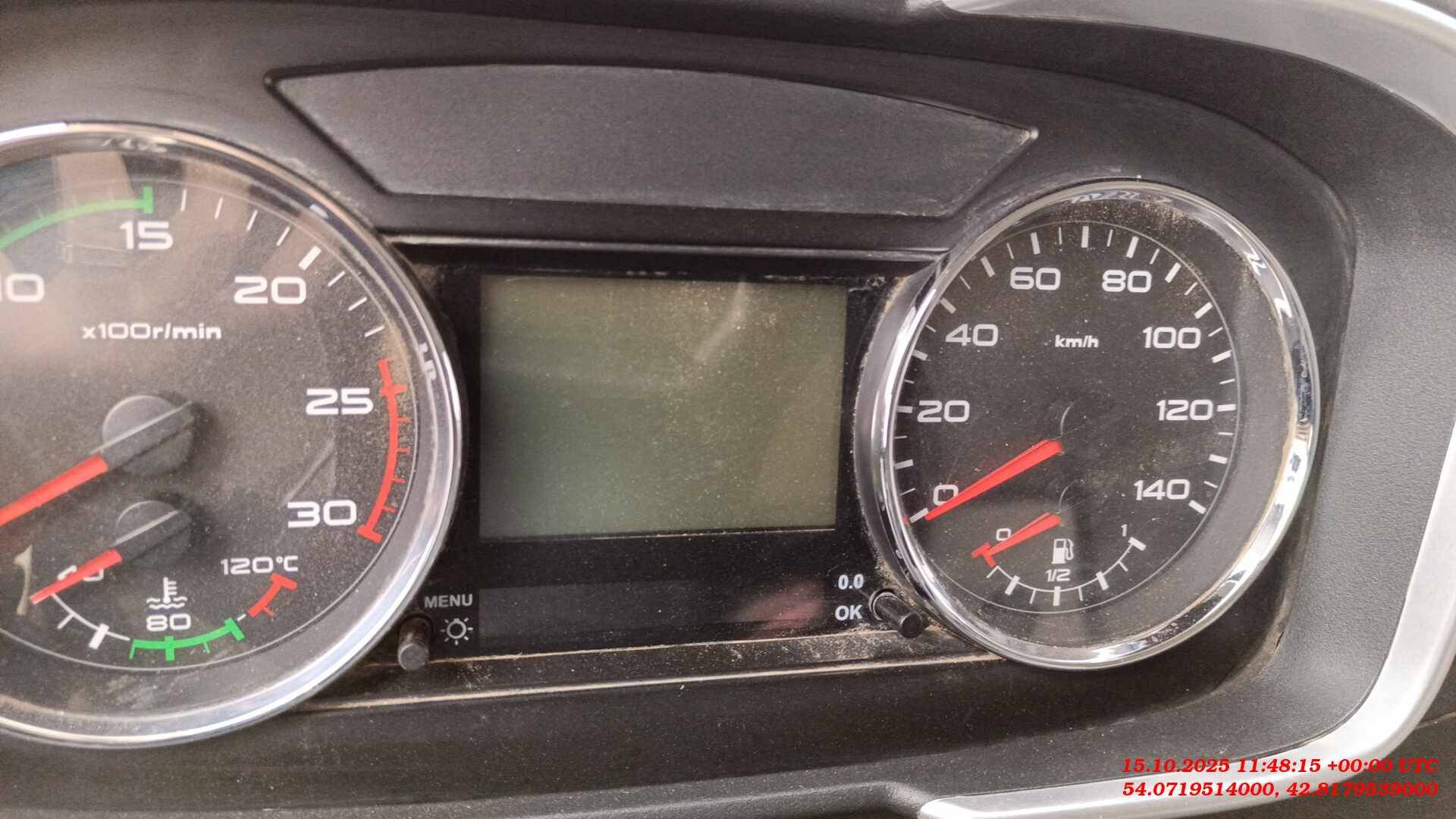 FAW CA3310P66K24T4E5 8х4,  140 685 км, 2023 года в лизинг