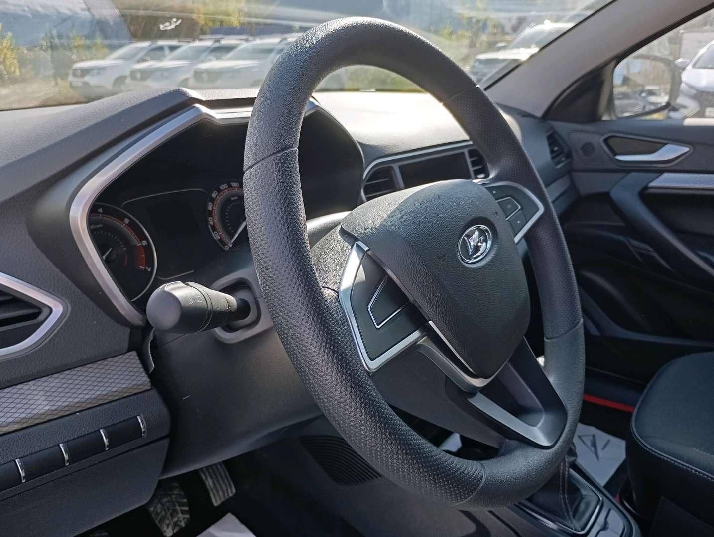 Lada Vesta седан,  28 857 км, 2023 года в лизинг